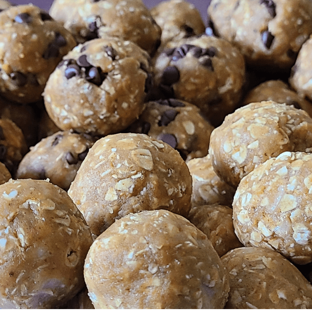 Food Market Recipe: PEANUT BUTTER ENERGY BALLS!