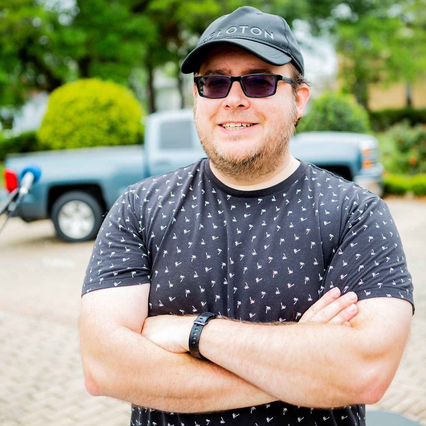 Brown Bag: a FREE Josh Madden concert