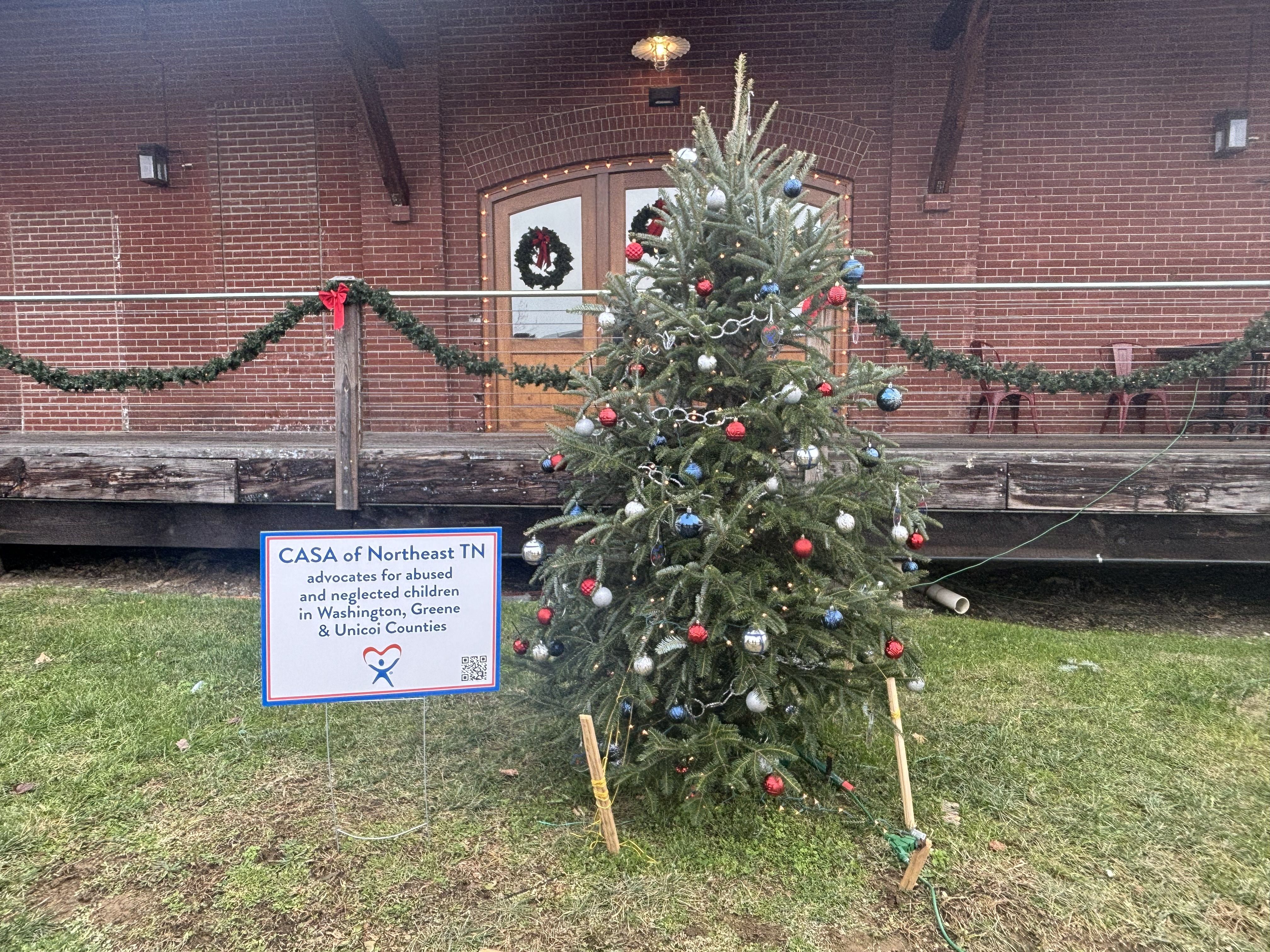 Burg'r & Barrel Christmas Tree 2024