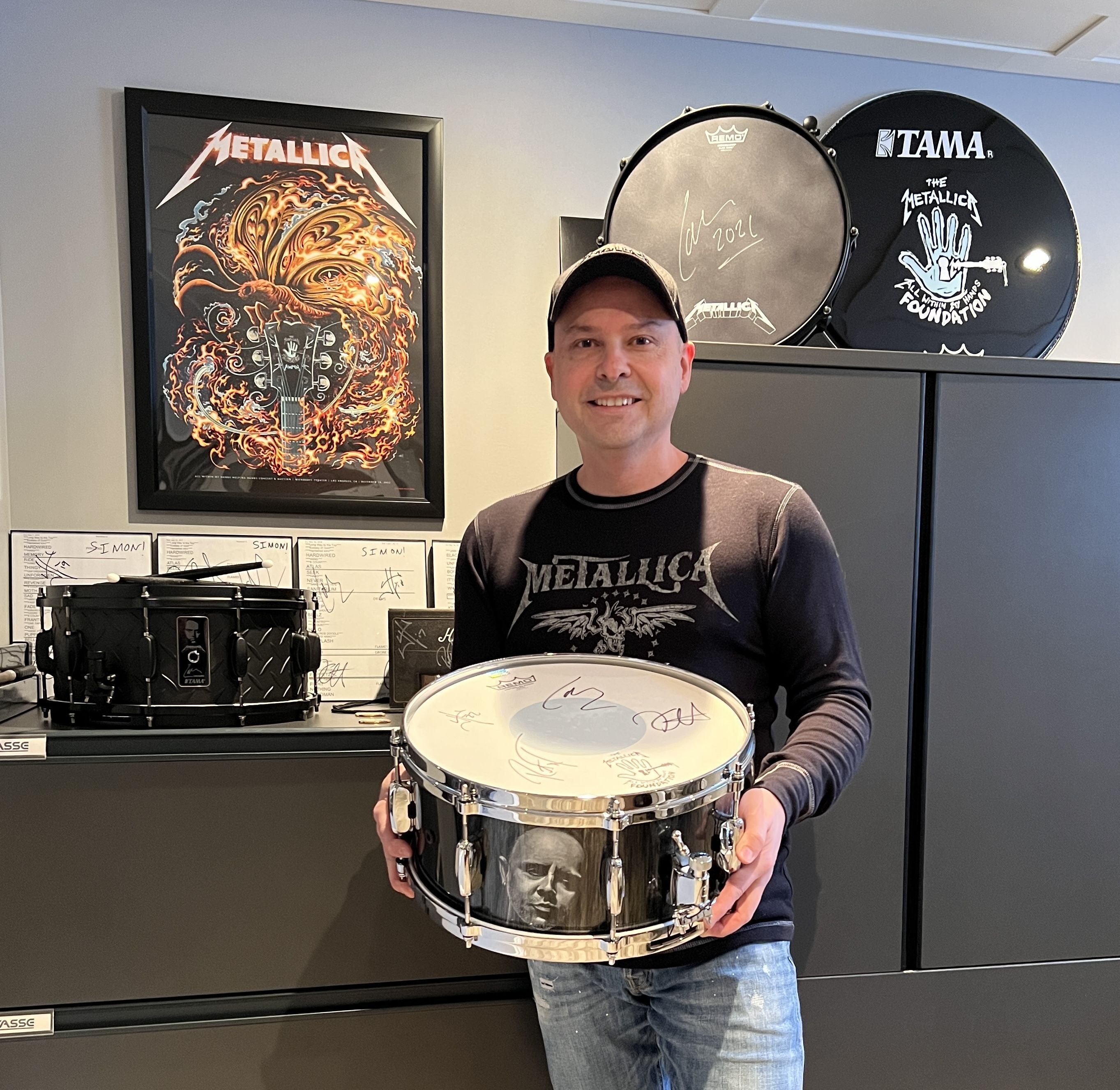 Simon - Lars Ulrich's Helping Hands Drum Pack, Signed