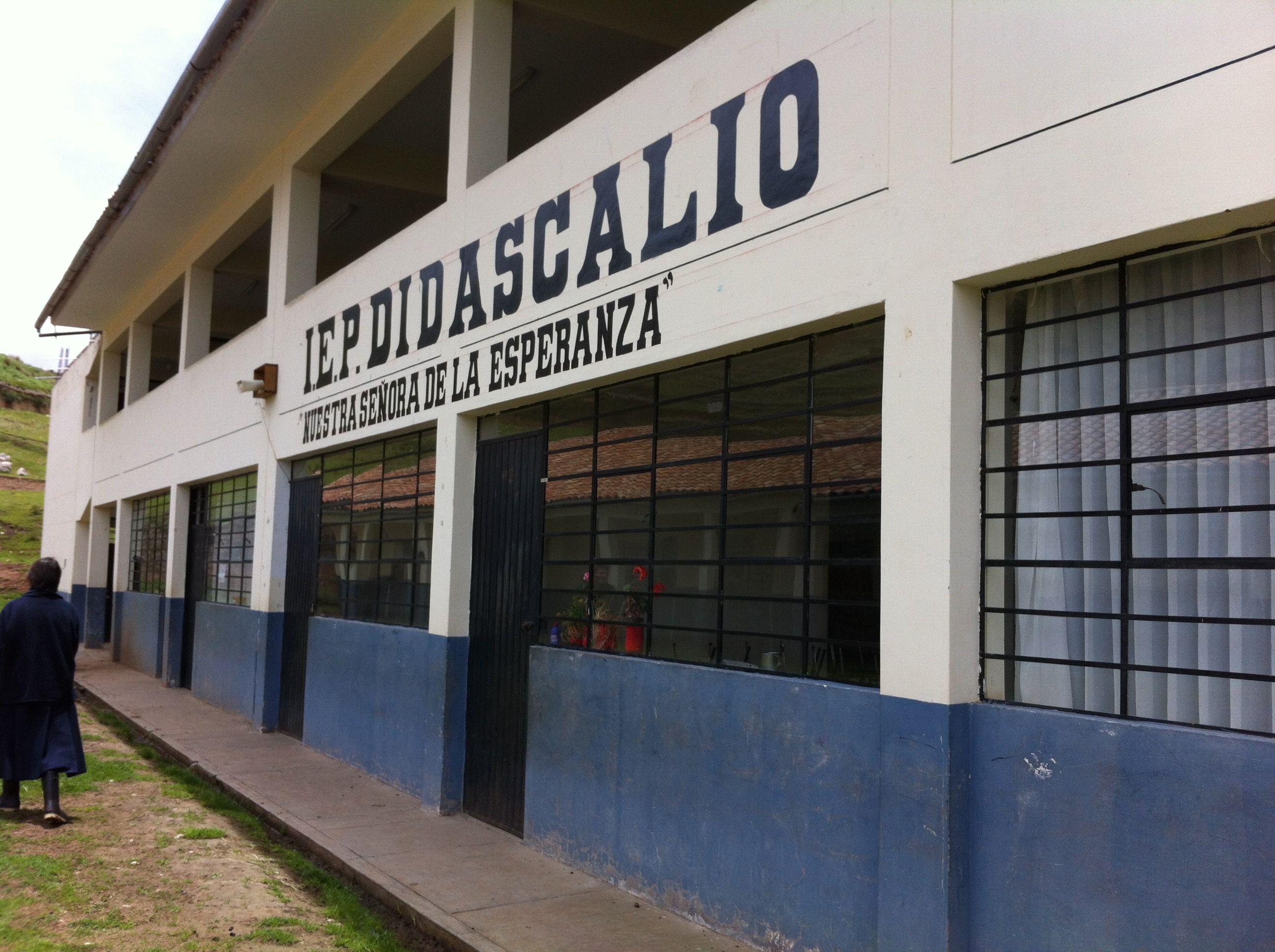 "Nuestra Señora de la Esperanza" School, Acopia (Peru)