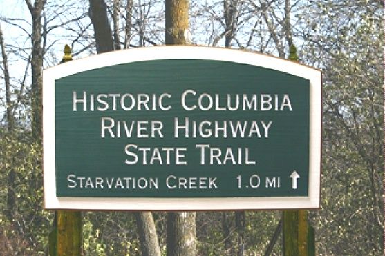 G16218 - Carved Cedar Oregon State Park Sign