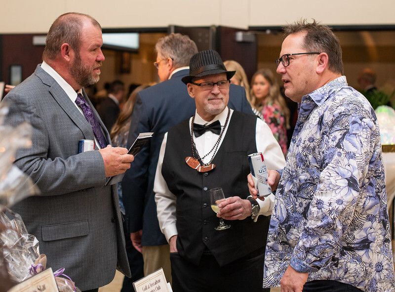 Auction guests