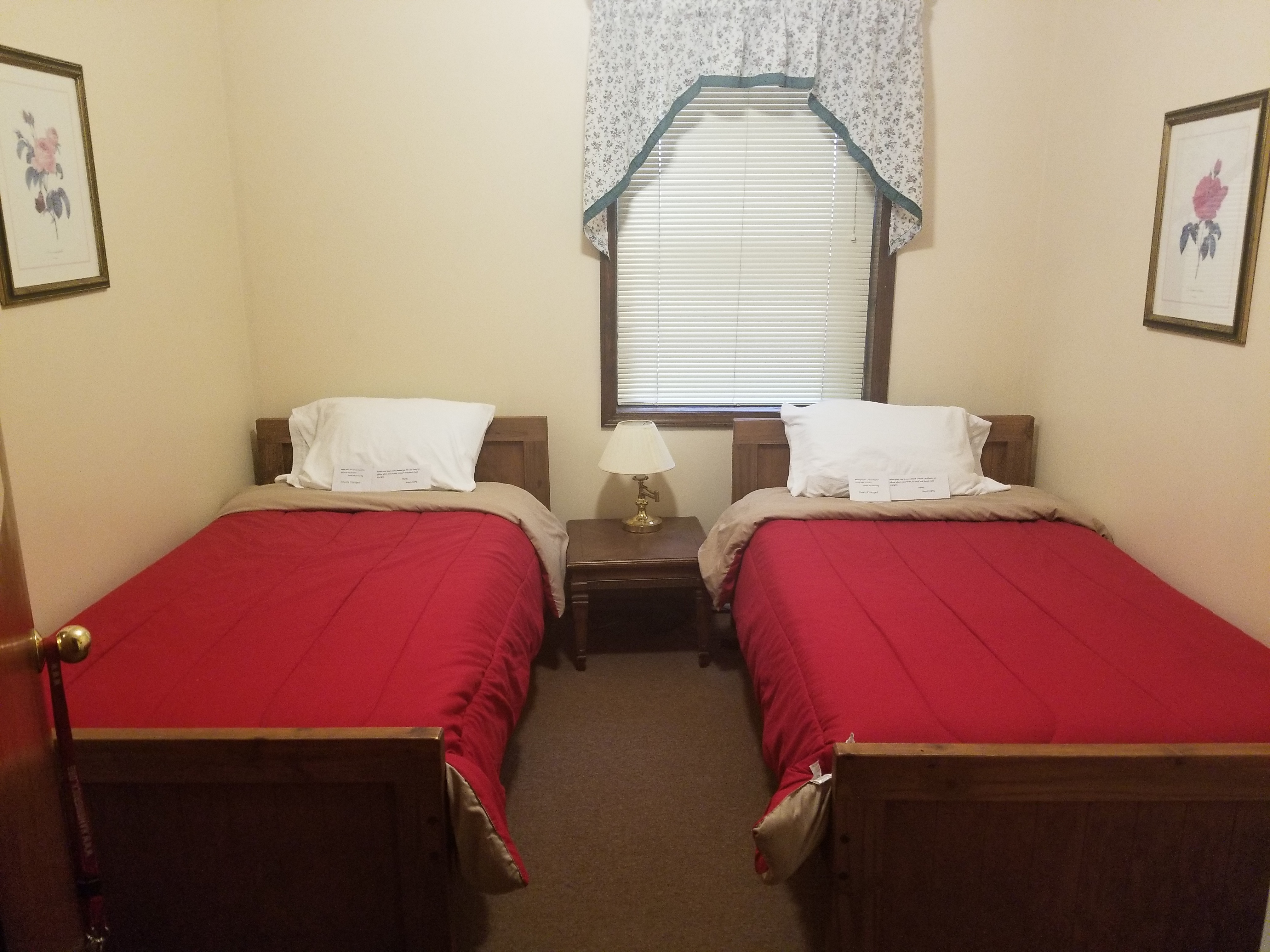 Room 5 - Two Twin Beds