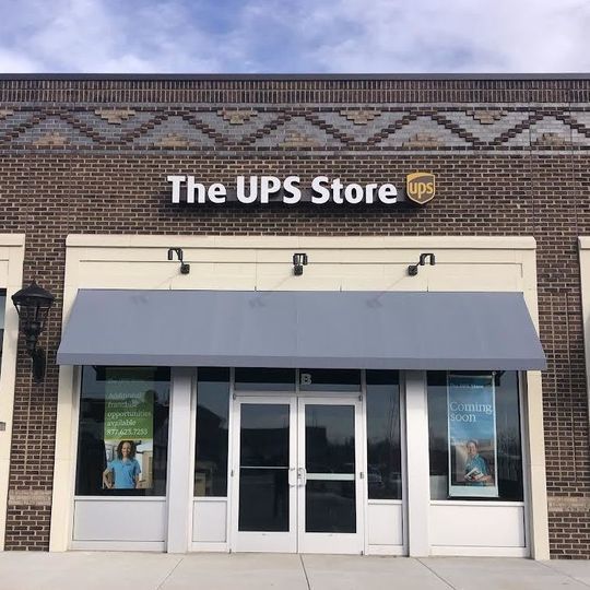 UPS Store Urbana