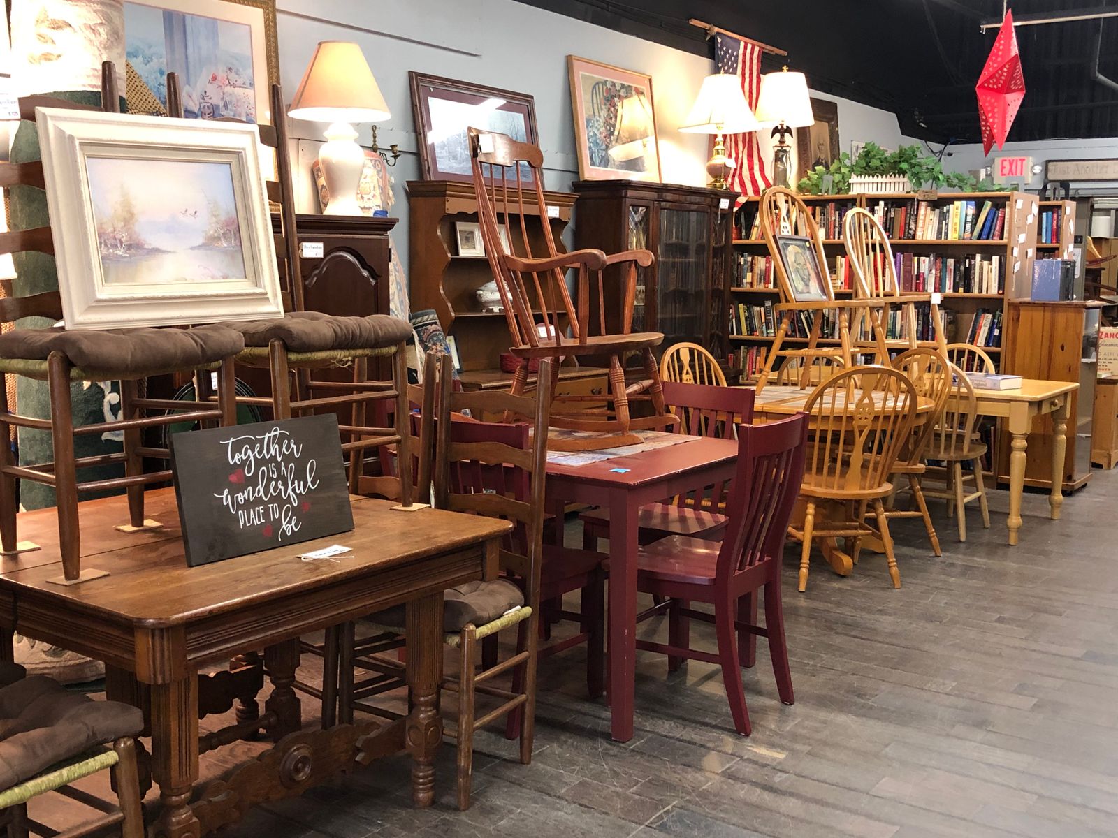 Flip'n Furniture Flip'n Furniture Bridge House