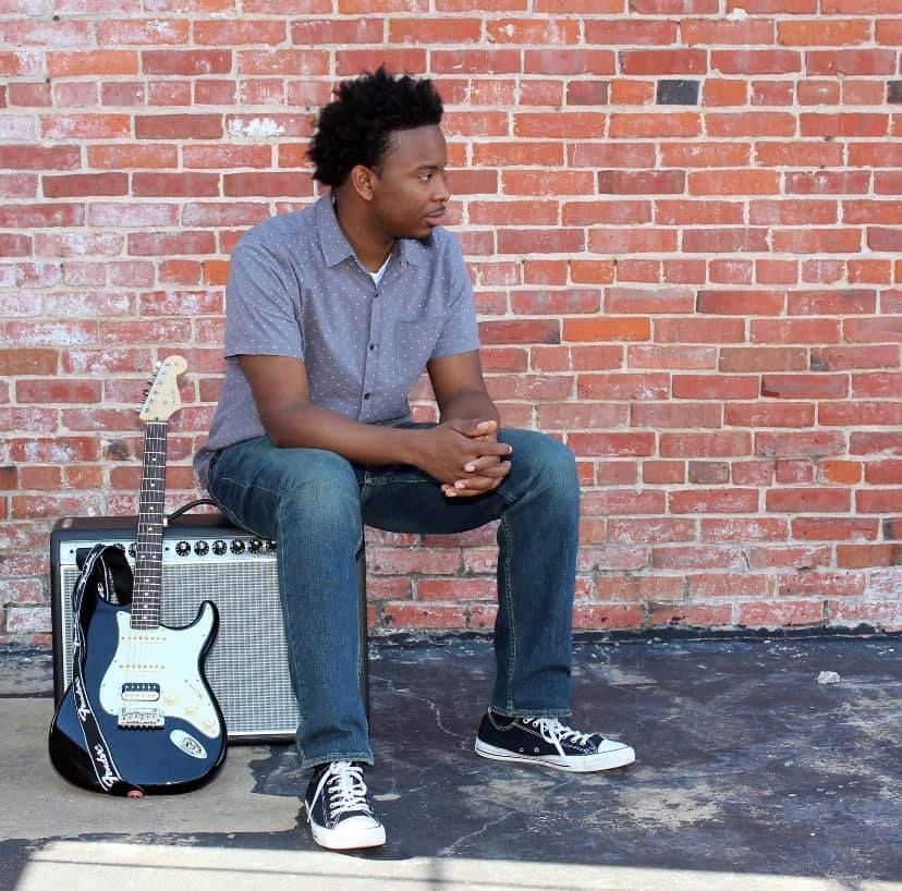 Brown Bag: a FREE Josh Love concert