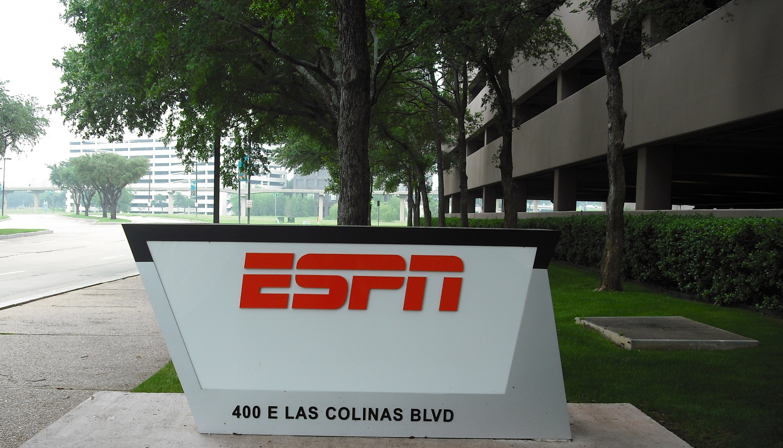 Architectural Signs | Dallas Fort Worth, TX