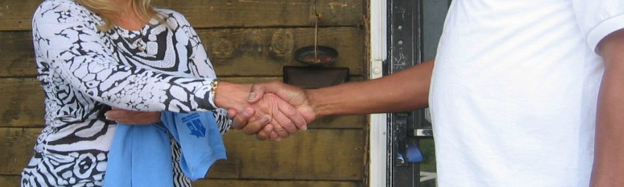 Handshake cropped