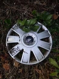 hubcap litter