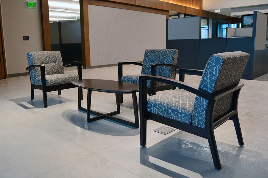 eakes office furniture