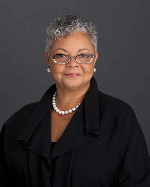 DR. FREDA LEWIS-HALL, CLASS OF 1980, JOINS TENET HEALTHCARE BOARD OF DIRETORS