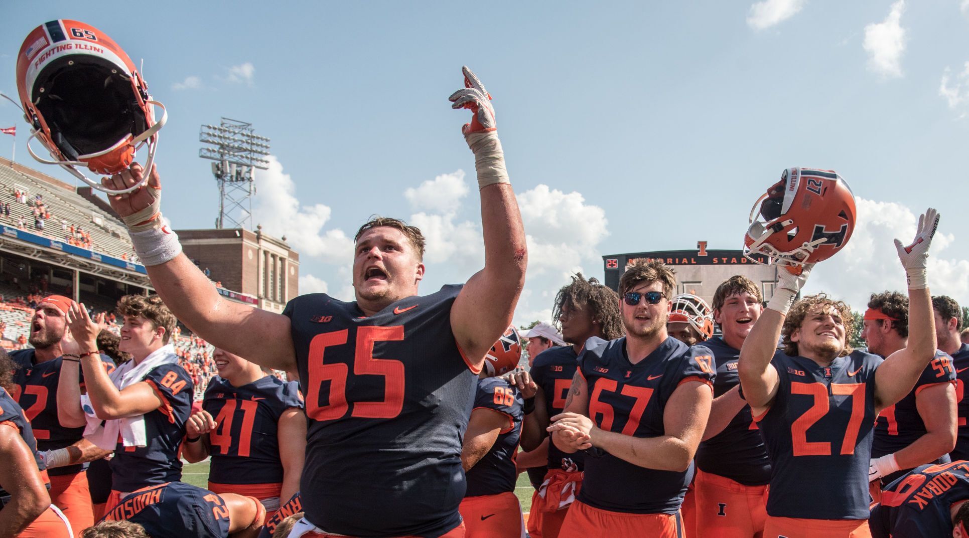 Help Illini Linemen Tackle Hunger in Illinois!