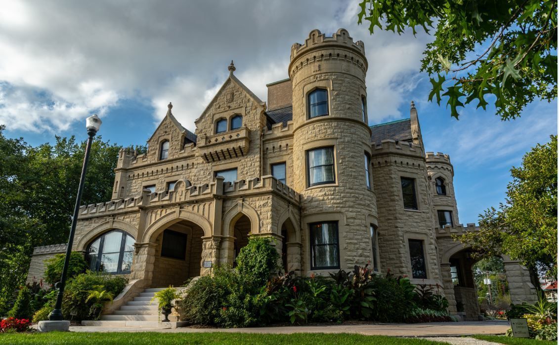 Photo Of Joslyn Castle during the day