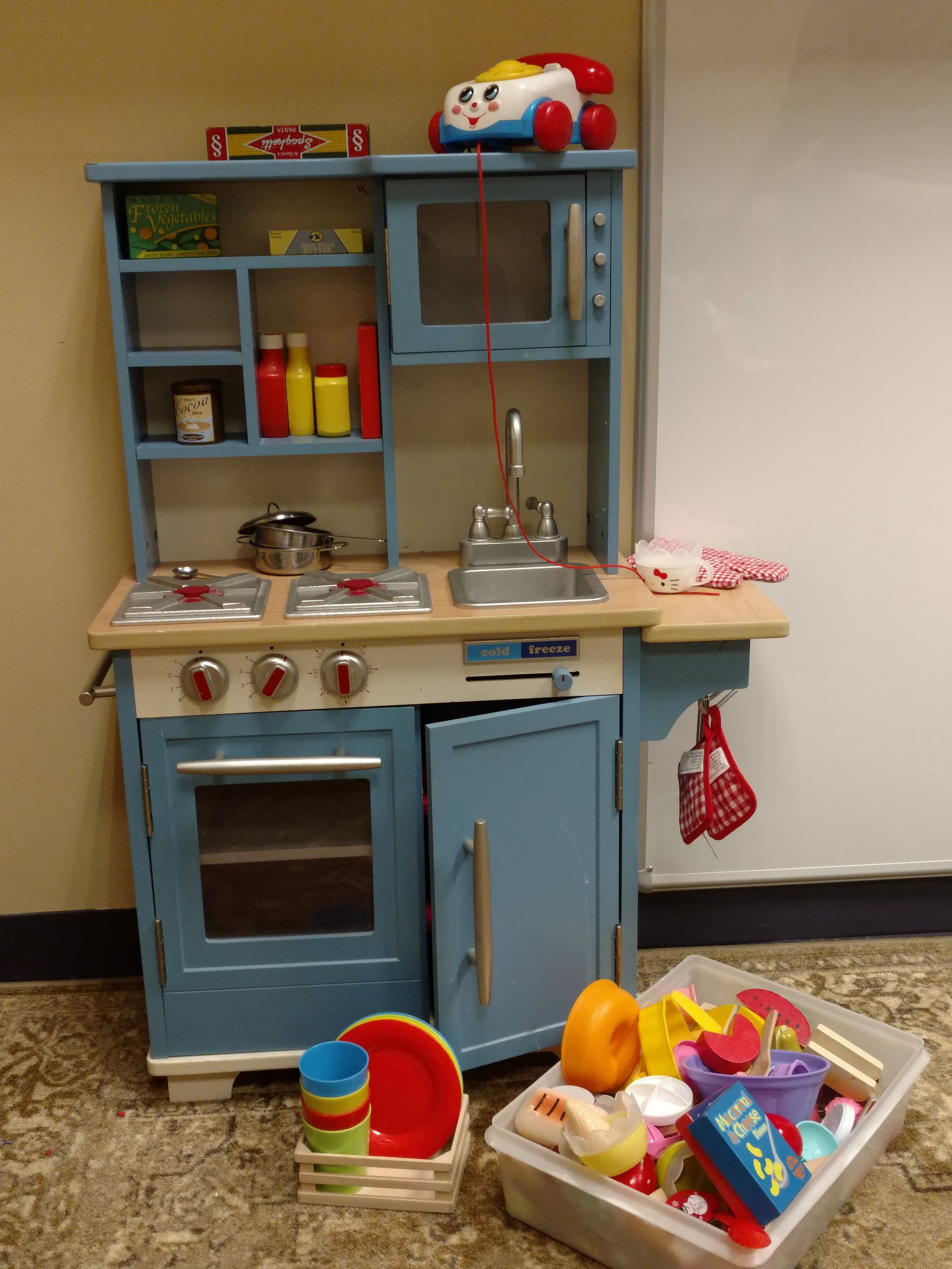 Donation from Cambridge Resident Enriches CFCS Family Room