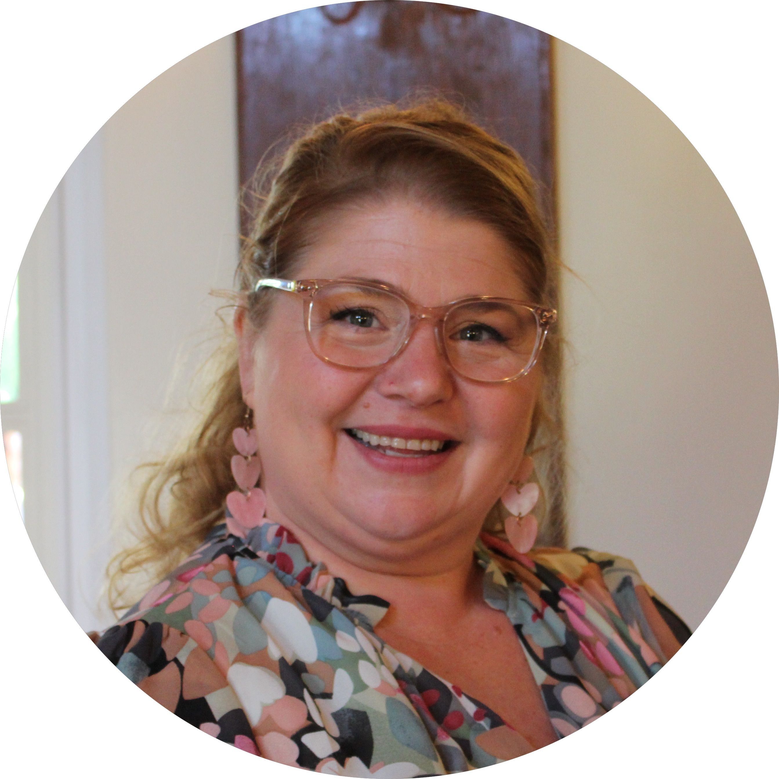 Angie Redlich 