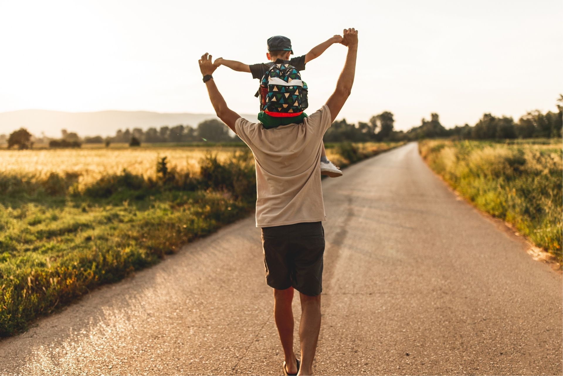 Tips for Dads and Father Figures/Consejos para padres y figuras paternas