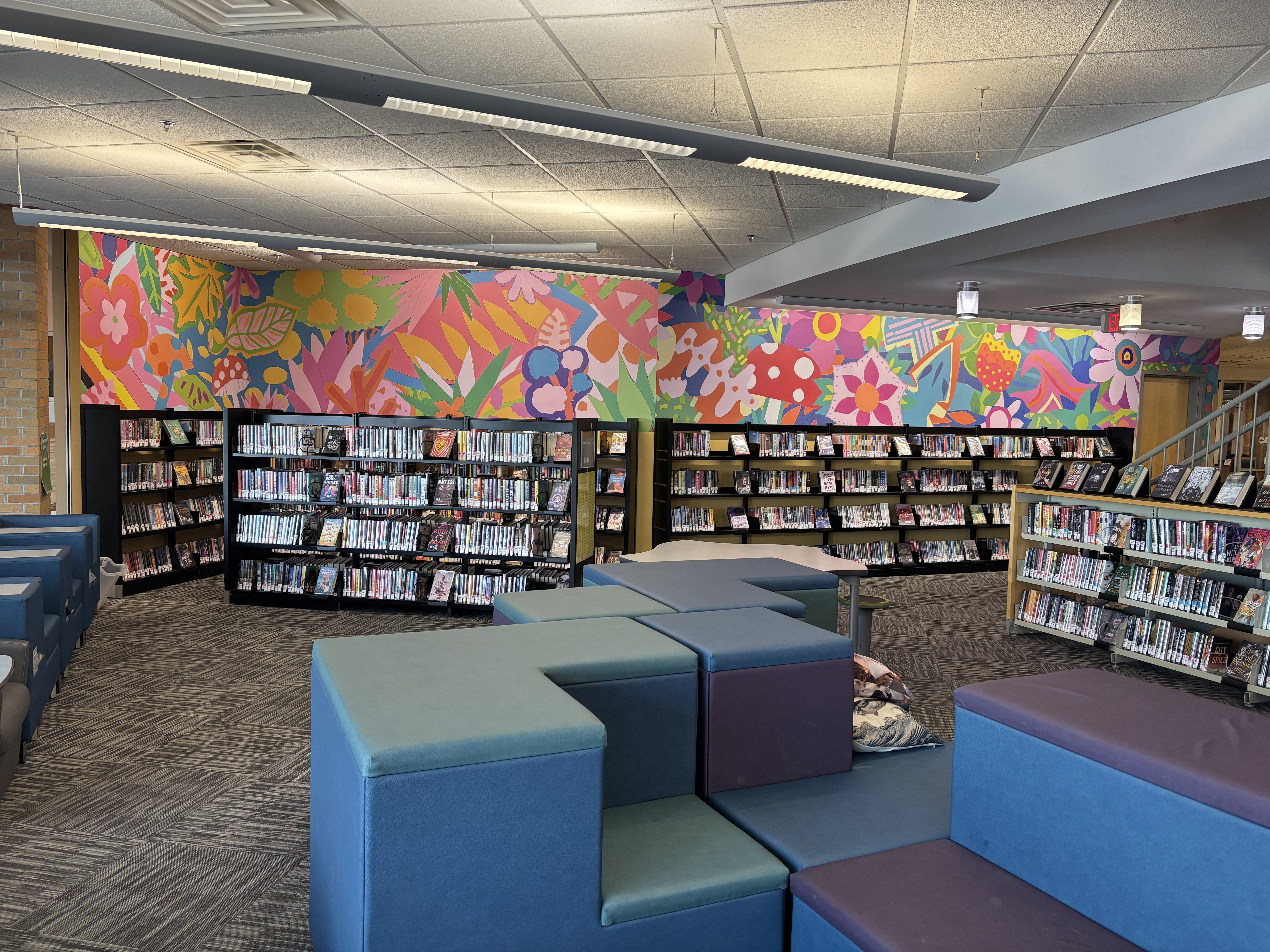 photo of mural at EGR Library
