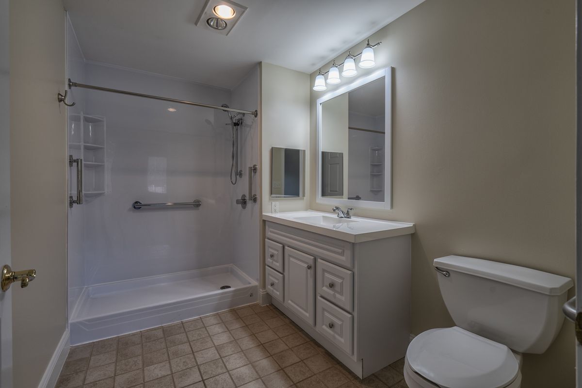 CatamountA master bath