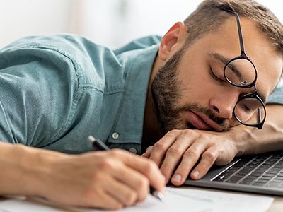 Having Disturbed Sleep? 5 Common Habits That Leads To Poor Quality Slumber