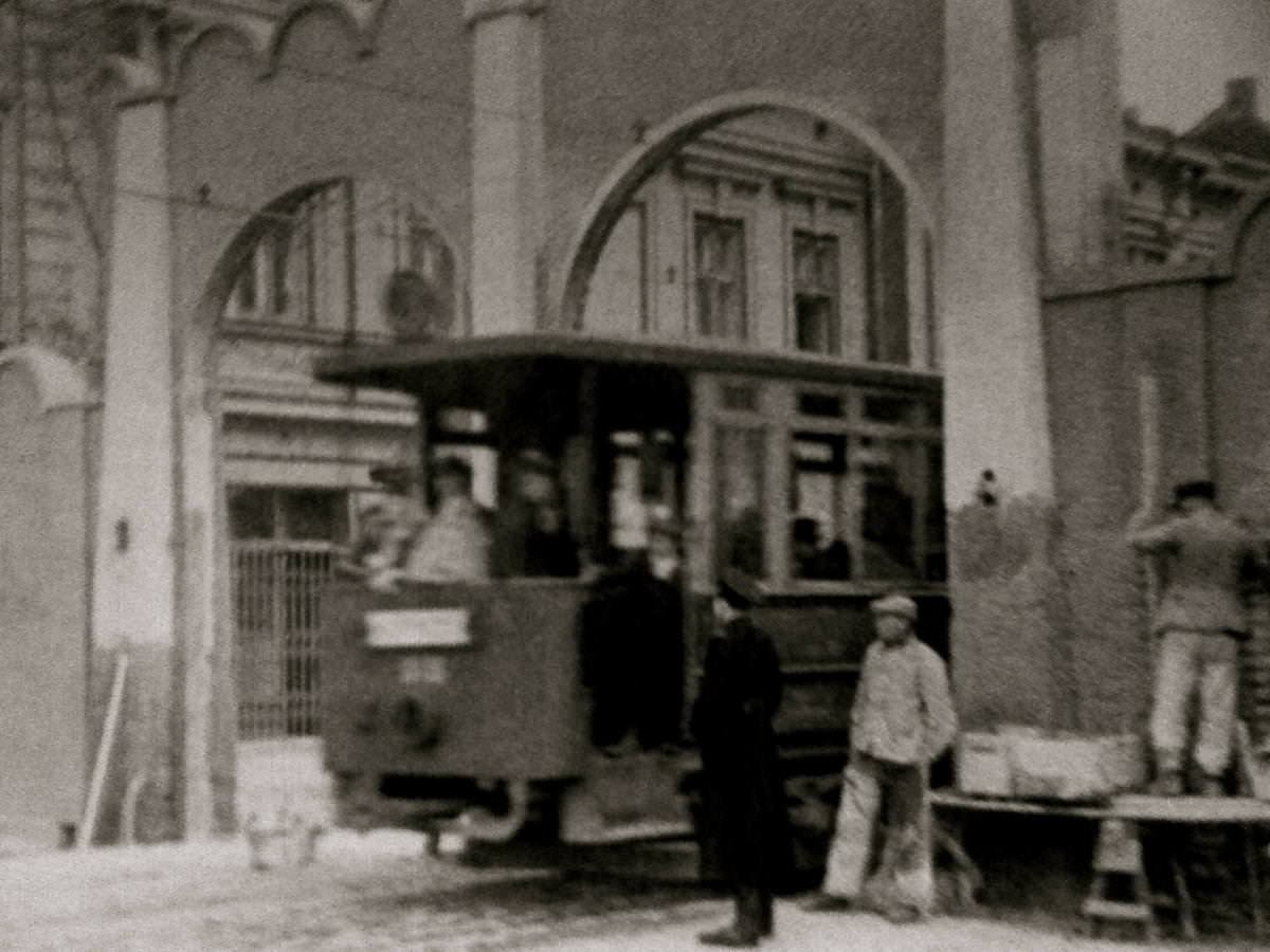 Transport to and from the Ghetto