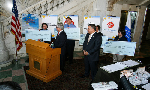 Catholic Charities Recieves Portion of Proceeds From All-Star Golf Tournament