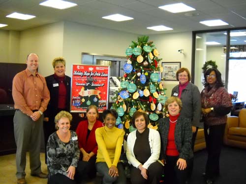 Oak Lawn Standard Bank and Trust donates to Park Lawn