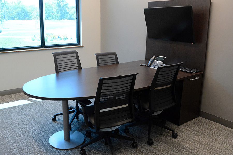 eakes office furniture