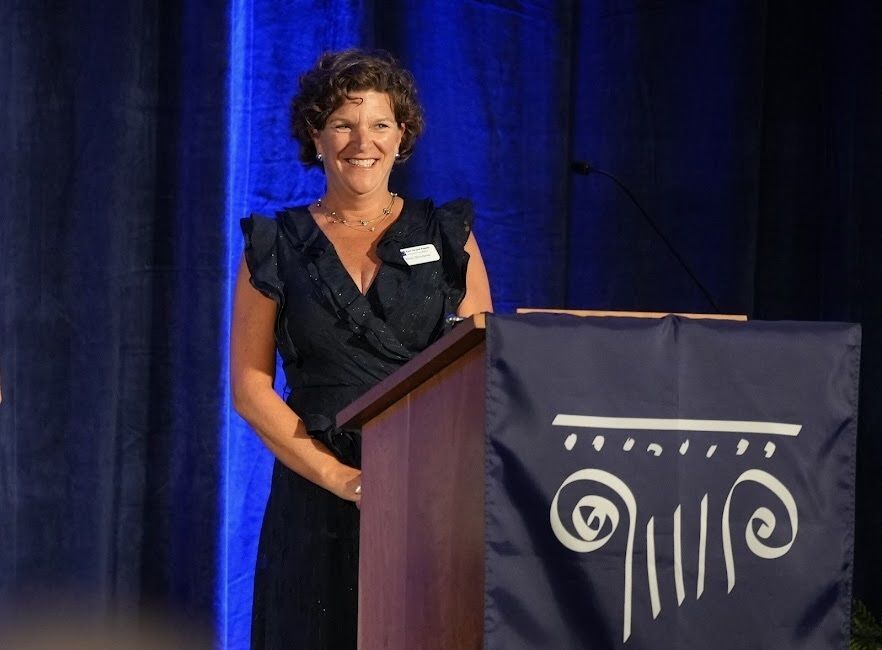 photo of Amy Stuursma at 2023 awards dinner