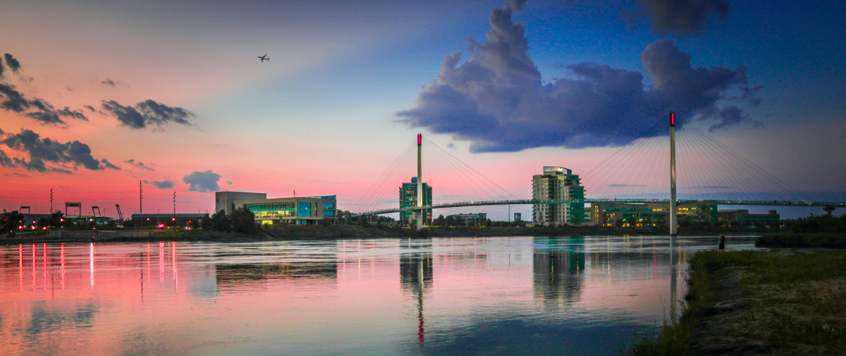 Coves with waves crashing