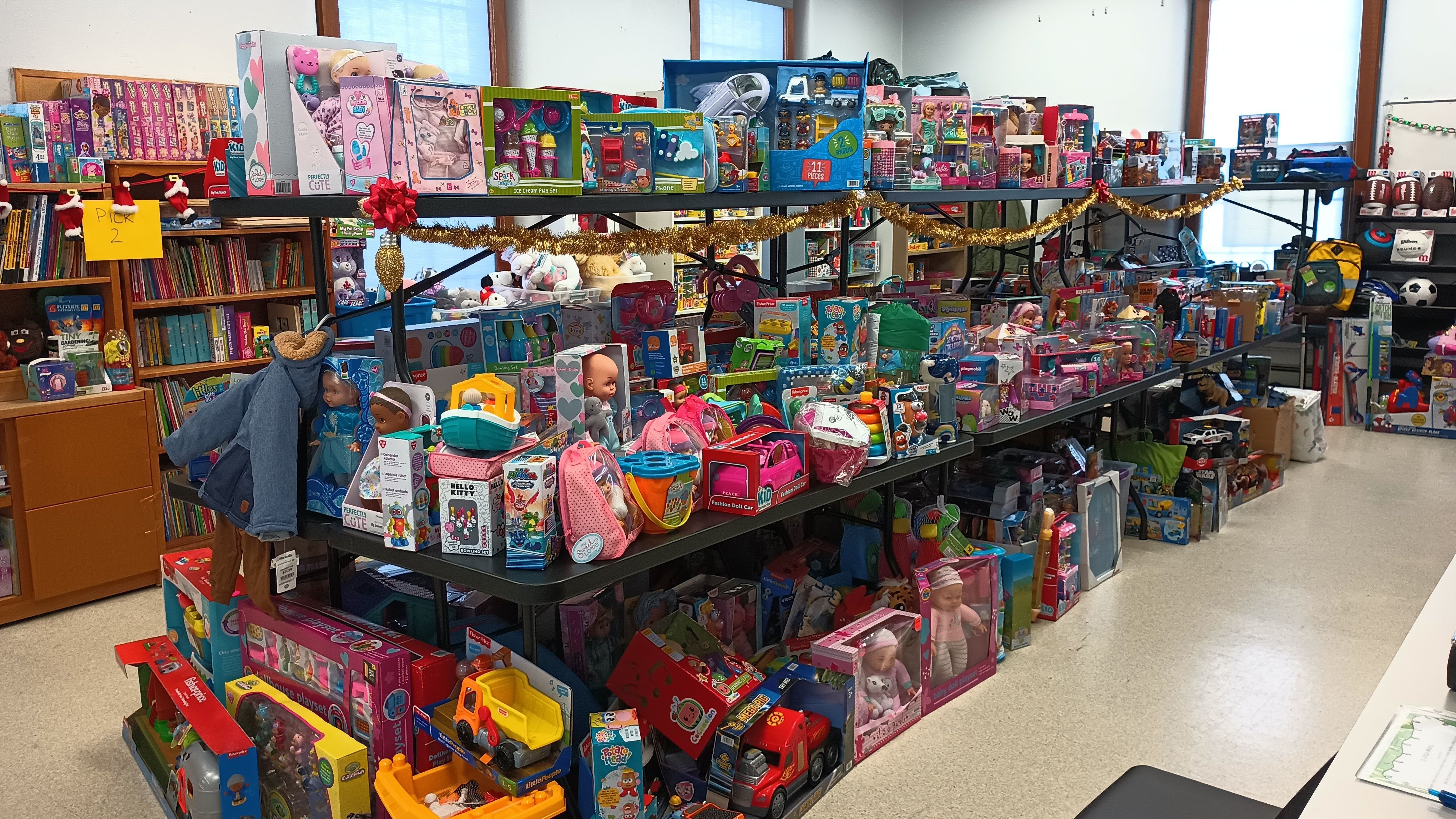Holiday toy giveaway 2023