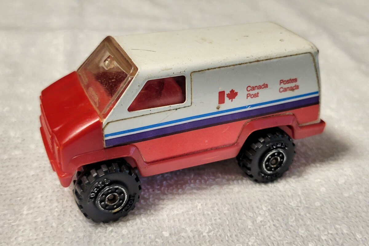 Tonka Canada Post Delivery Van