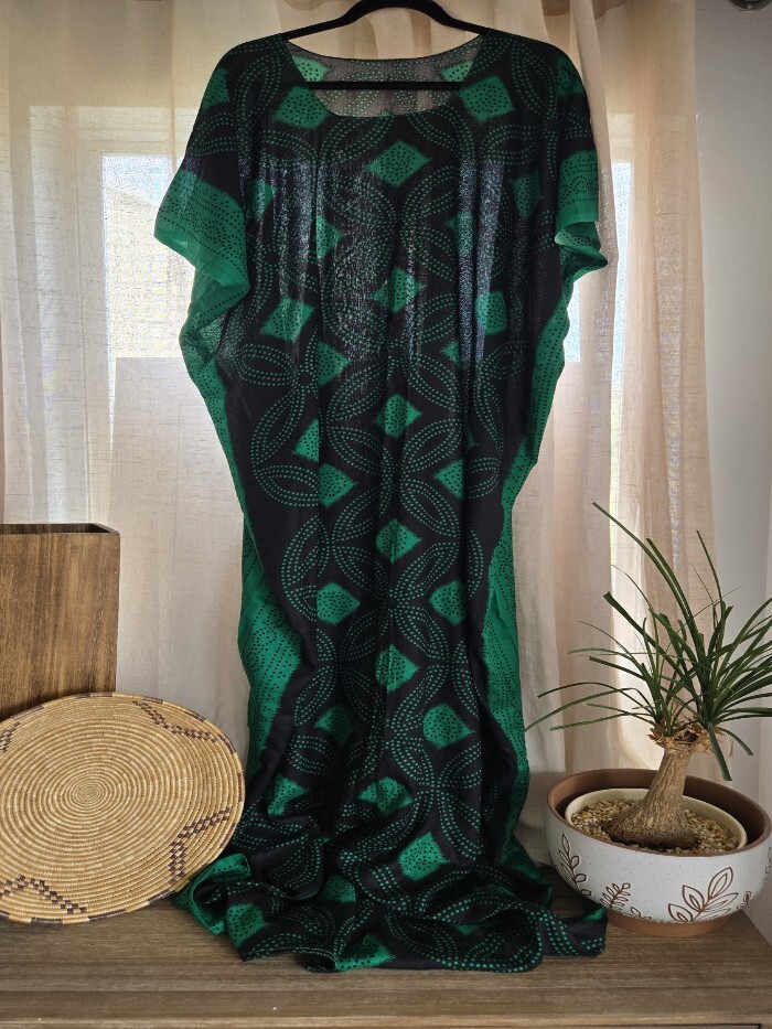 Sheti (Caftan) Green/Black Pattern One Size Fits All XS-XL