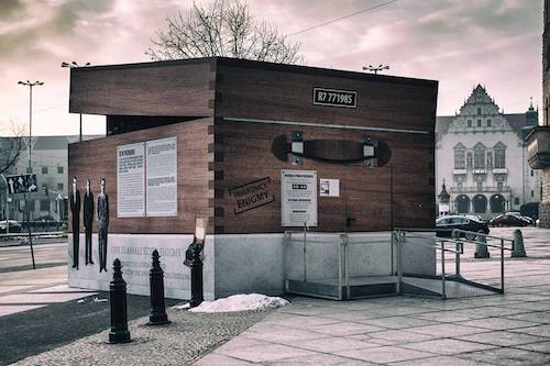 Traveling Enigma Exhibition Honors Polish Enigma Pioneers