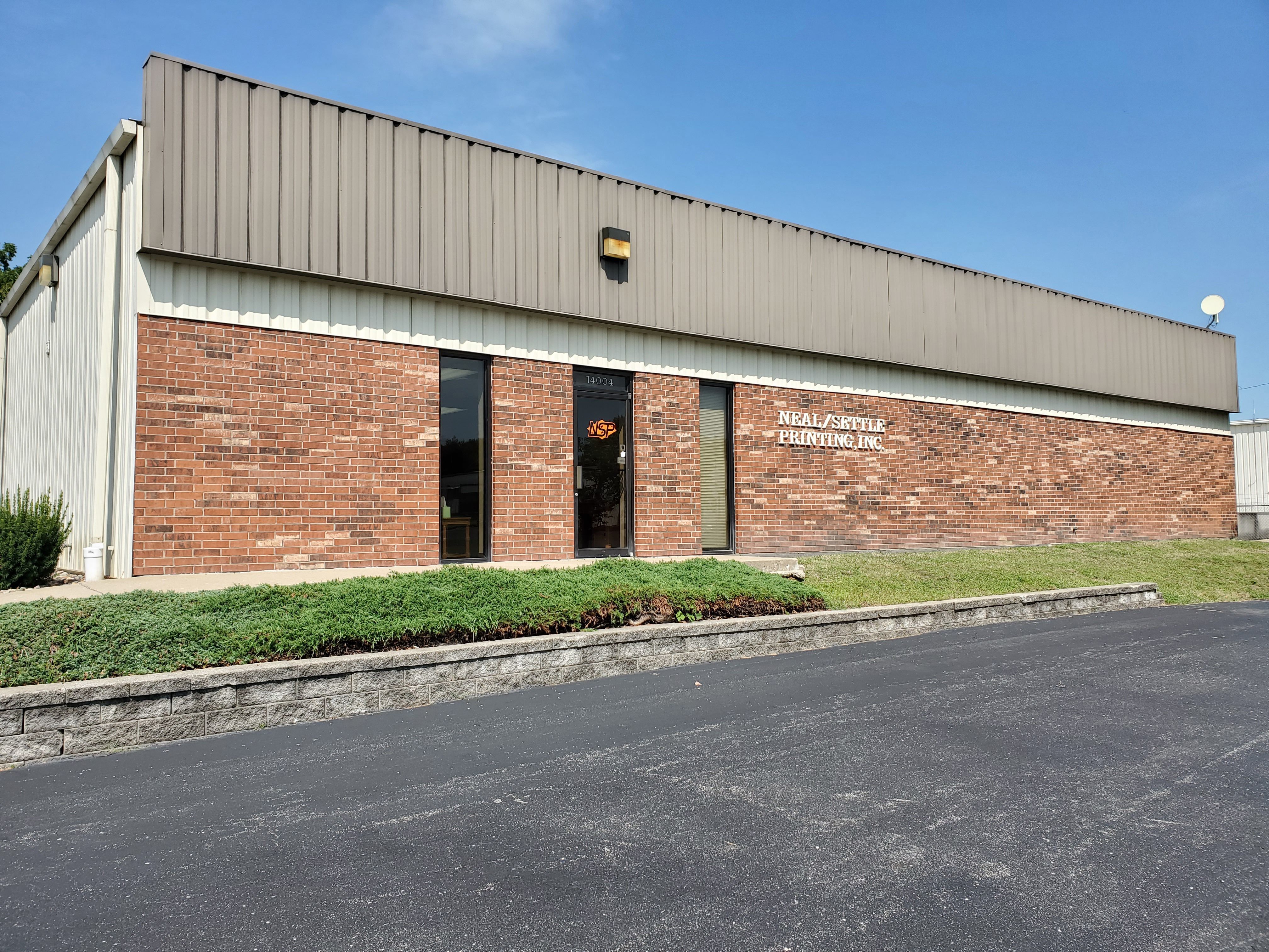 Street-view of Neal/Settle Printing, Inc.'s building.