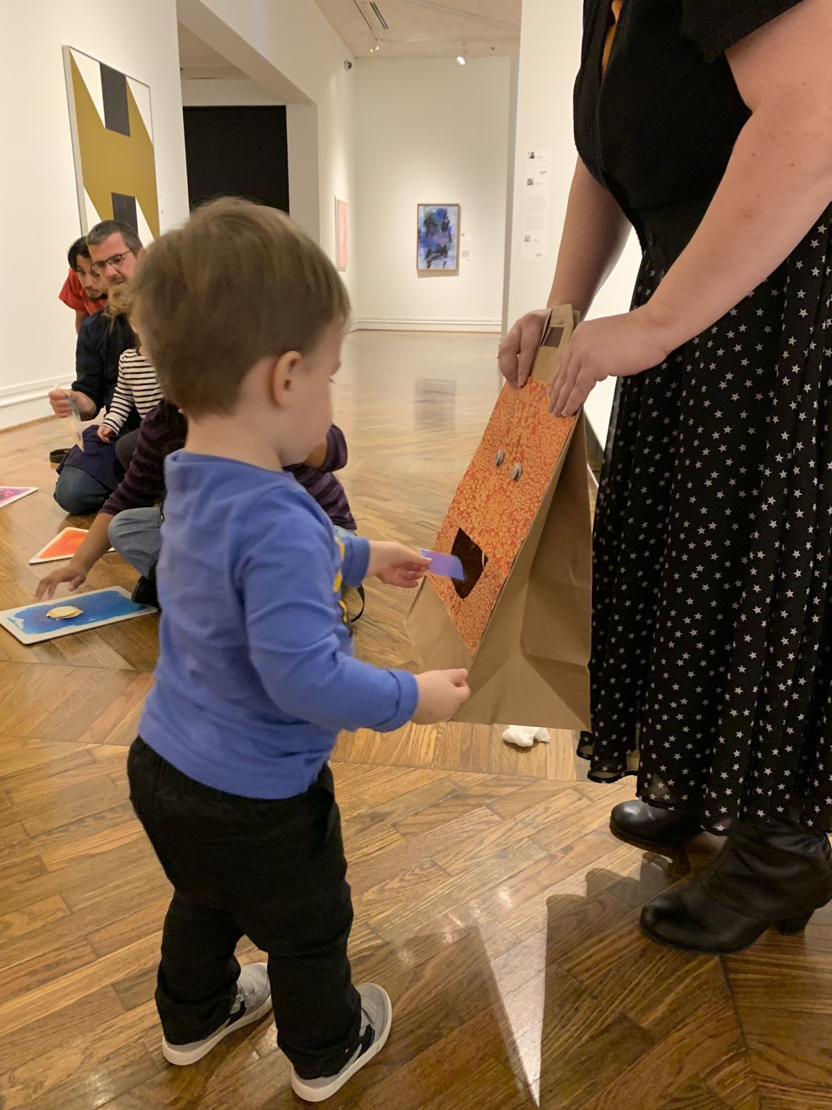 Prior to the pandemic, Mini Makers art classes included storytime and related activities in the Museum galleries.