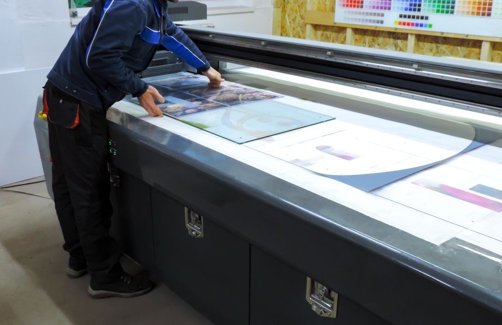 Why Choose UV Printing Services for Your Marketing Materials?