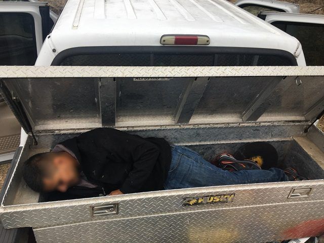 Human Smuggling Attempt Busted near Texas Border -- Six Arrested