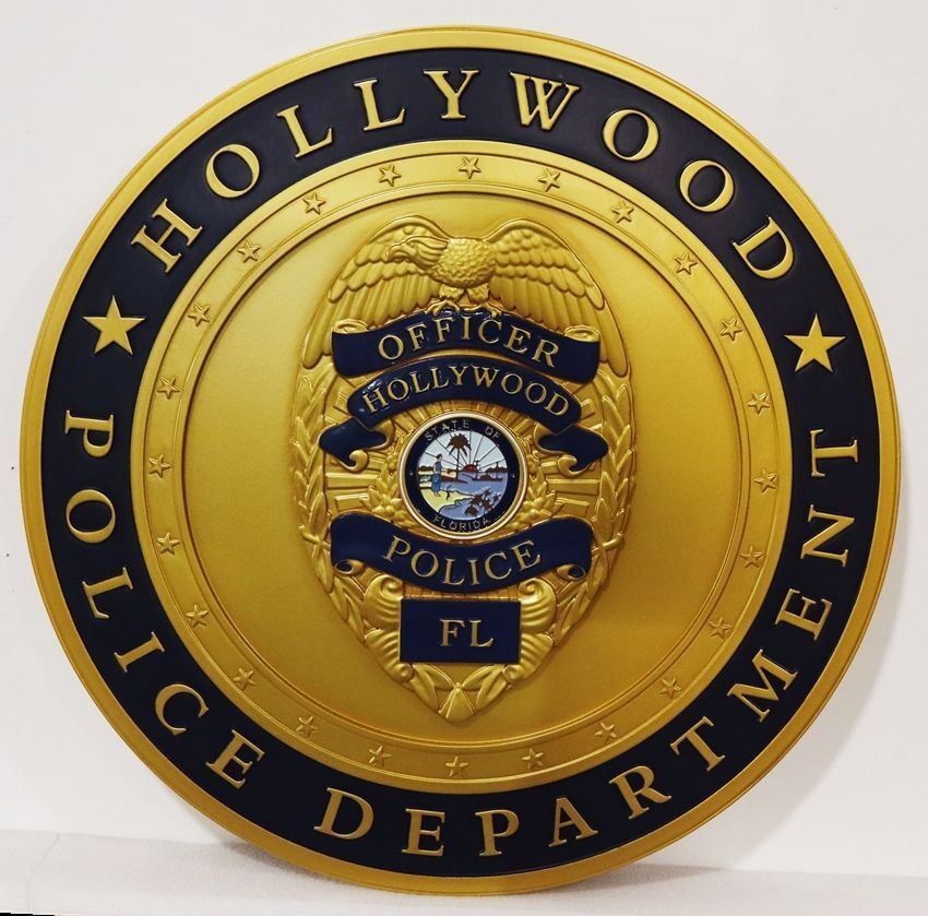 PP-1574  - Carved 3-D Plaque of the Badge of an Officer of  the Hollywood, Florida, Police Department , mounted  on a Round Backer 
