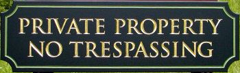 I18982 - Private Property No Trespassing Wooden Sign Engraved Gold-Leaf Text