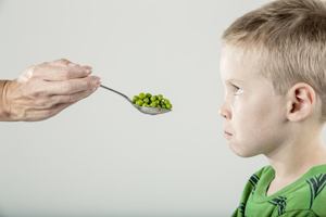 How to Help Kids Who Are Picky Eaters