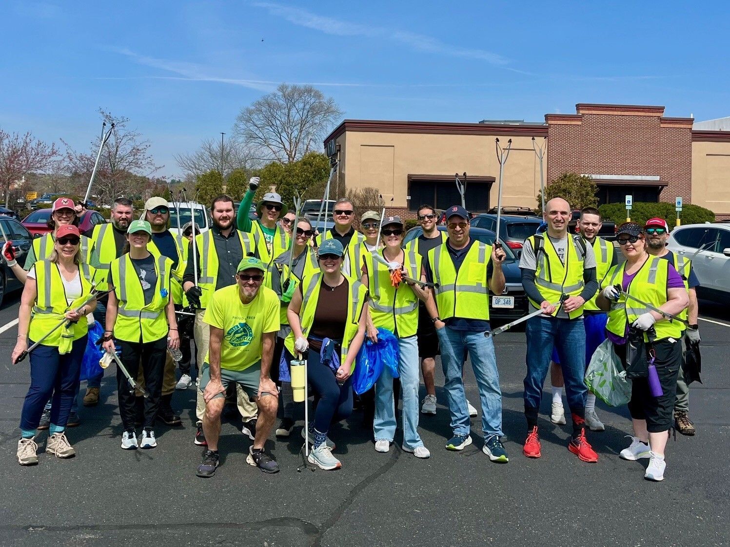 Samsonite Volunteers