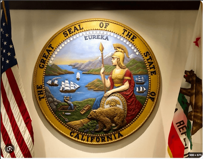 BP-1016- Wall Mounted Plaque of the Great Seal of the State of California, Illuminated between Two Flags  