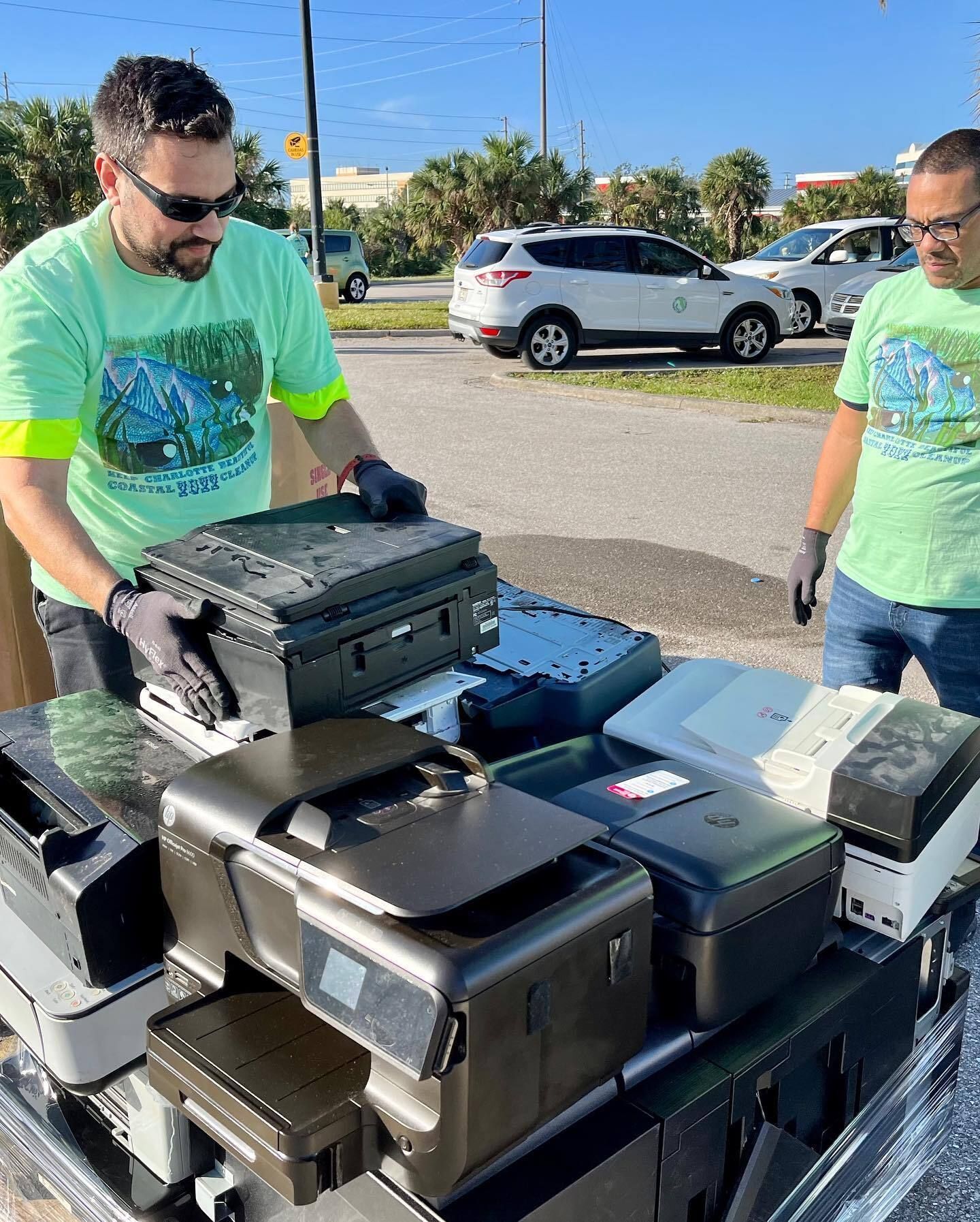 Easy Digital Habits That Cut Carbon and Protect Florida's Environment