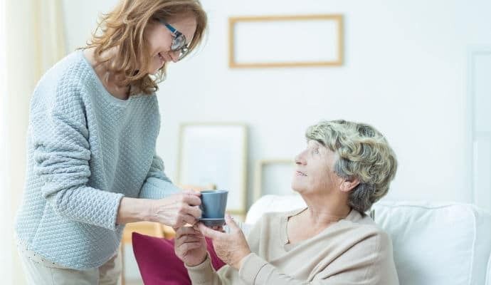 4 Ways to Provide Support While Encouraging Senior Independence