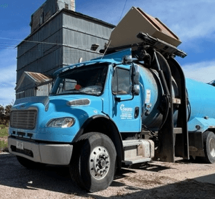 Collection Truck - Gathering Solid Waste