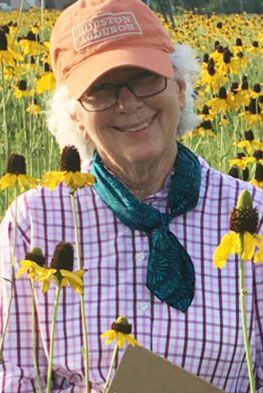 Flo Hannah Honored by Native Plant Award