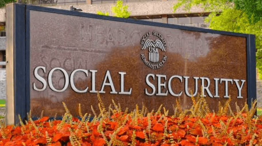 Opinion: With 10 million seniors in poverty, a federal safety net is critical