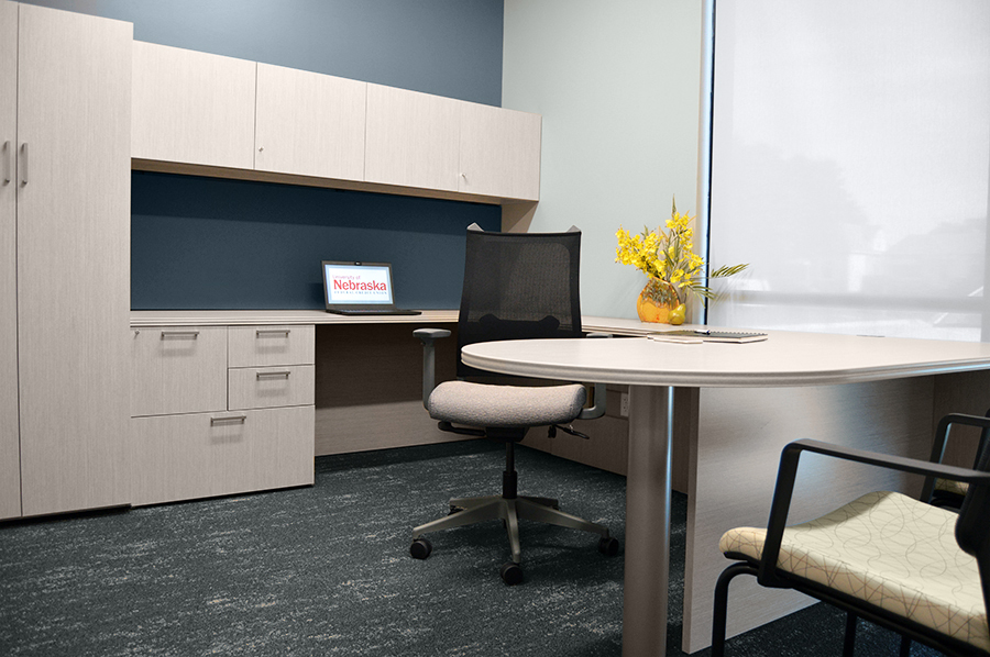 eakes office furniture
