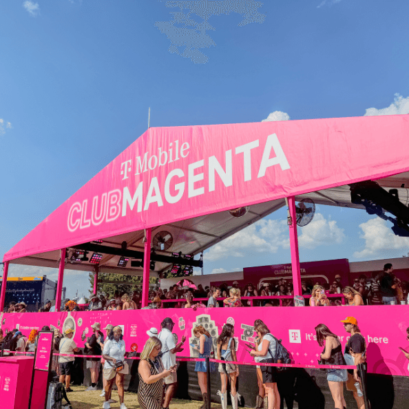 Large-scale branding for Club Magenta at ACL